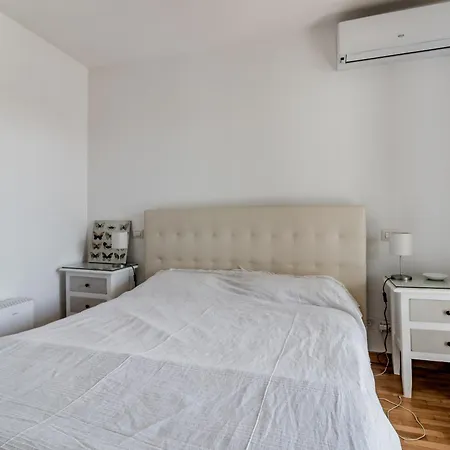 Apartament Attico Poppea Con Vista *